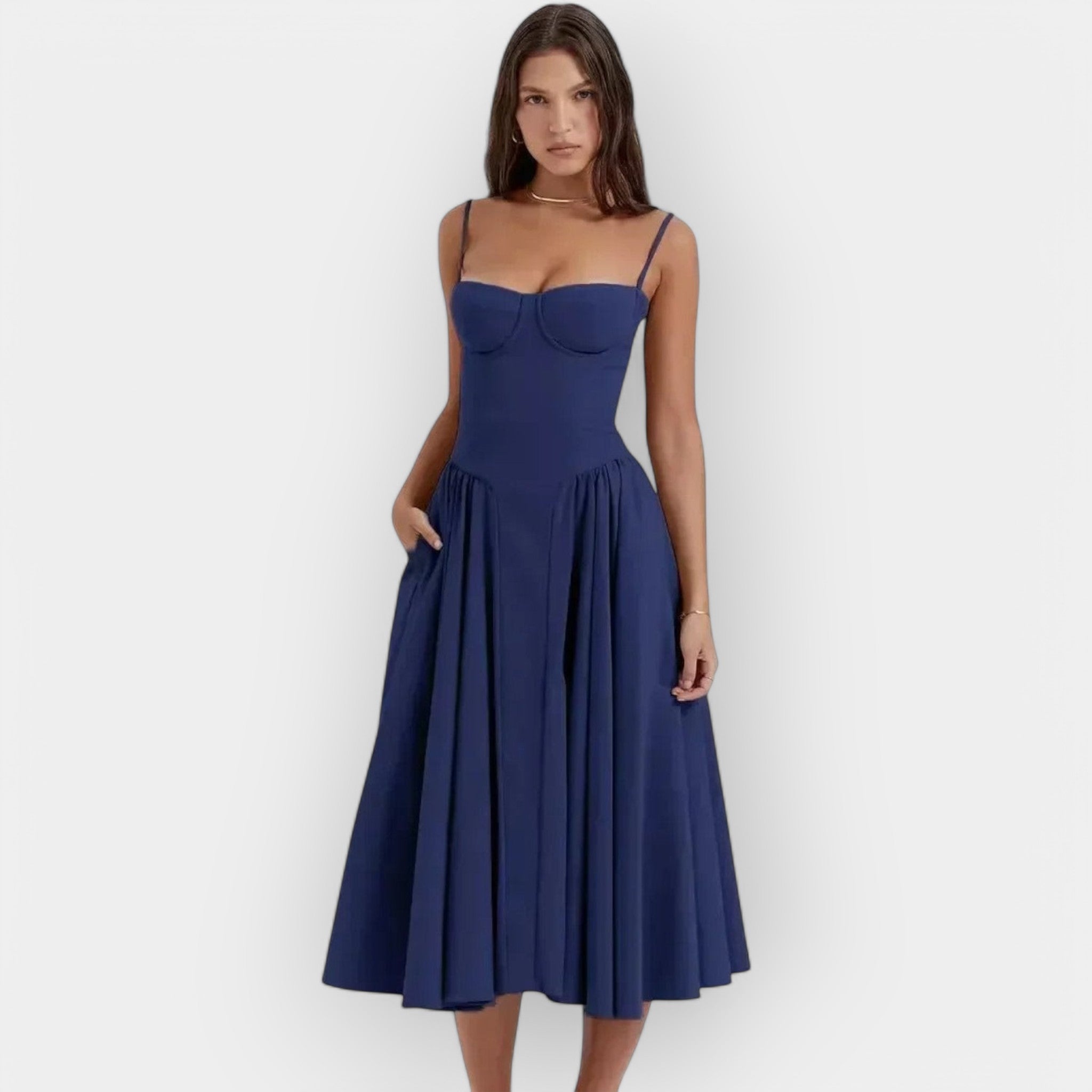 Elegantní midi šaty na léto